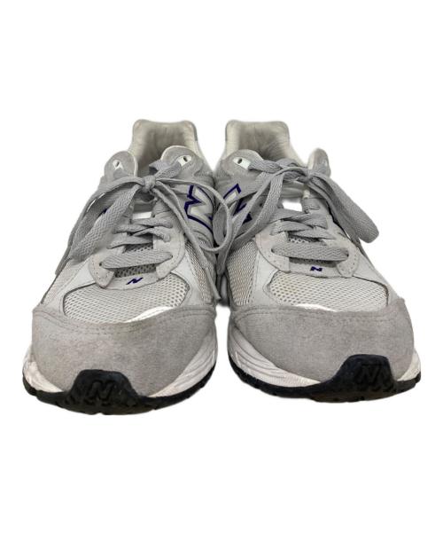 NEW BALANCE（ニューバランス）NEW BALANCE (ニューバランス) BEAUTY&YOUTH (ビューティーアンドユース) 2002R グレー サイズ:25cmの古着・服飾アイテム