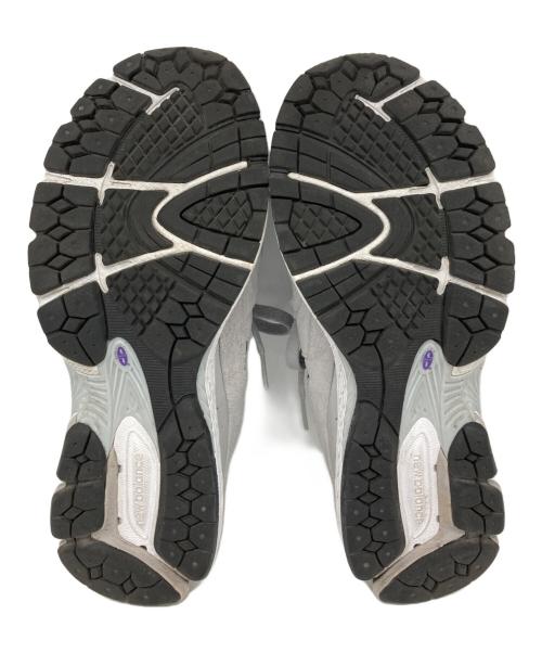 NEW BALANCE（ニューバランス）NEW BALANCE (ニューバランス) BEAUTY&YOUTH (ビューティーアンドユース) 2002R グレー サイズ:25cmの古着・服飾アイテム