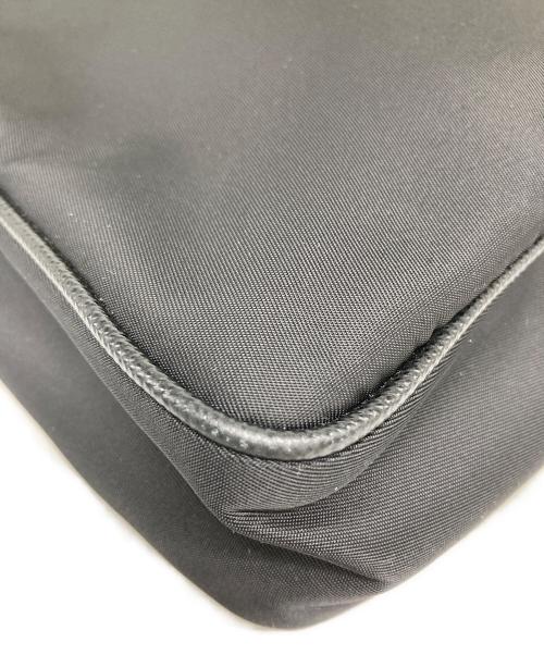 PRADA（プラダ）PRADA (プラダ) Re-Nylon xサフィアーノレザー ショルダーバッグ ブラックの古着・服飾アイテム
