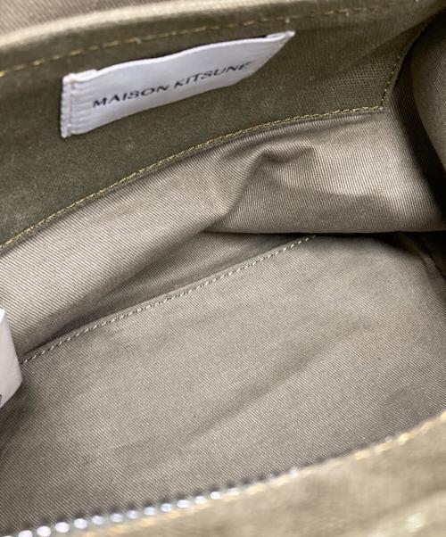 maison kitsune（メゾンキツネ）maison kitsune (メゾンキツネ) 2WAYバッグ オリーブの古着・服飾アイテム