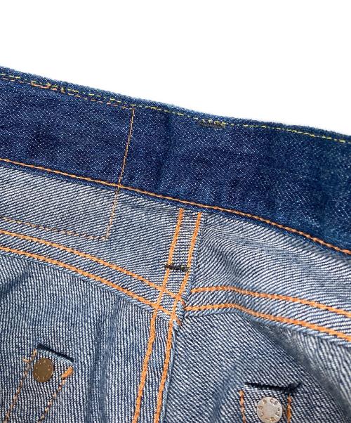 LEVI'S（リーバイス）LEVI'S (リーバイス) 701セルビッチデニムパンツ インディゴ サイズ:W25の古着・服飾アイテム