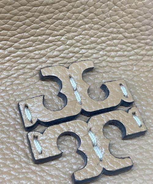 TORY BURCH（トリーバーチ）TORY BURCH (トリーバーチ) MCGRAW SMALL DRAWSTRING SATCHEL ベージュの古着・服飾アイテム