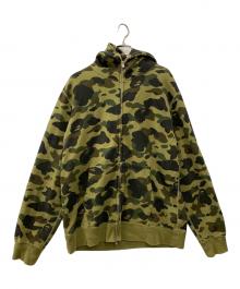 A BATHING APE（アベイシングエイプ）の古着「ジップパーカー エイプカモ 」｜グリーン