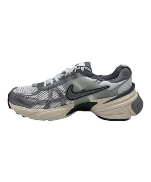 NIKE（ナイキ）NIKE (ナイキ) スニーカー グレー サイズ:SIZE 26cmの古着・服飾アイテム