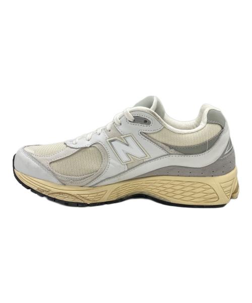 NEW BALANCE（ニューバランス）NEW BALANCE (ニューバランス) ローカットスニーカー ベージュ×ホワイト サイズ:SIZE 28cmの古着・服飾アイテム