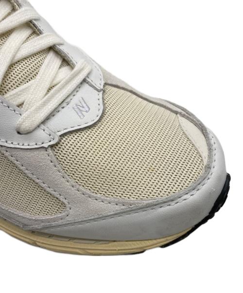 NEW BALANCE（ニューバランス）NEW BALANCE (ニューバランス) ローカットスニーカー ベージュ×ホワイト サイズ:SIZE 28cmの古着・服飾アイテム