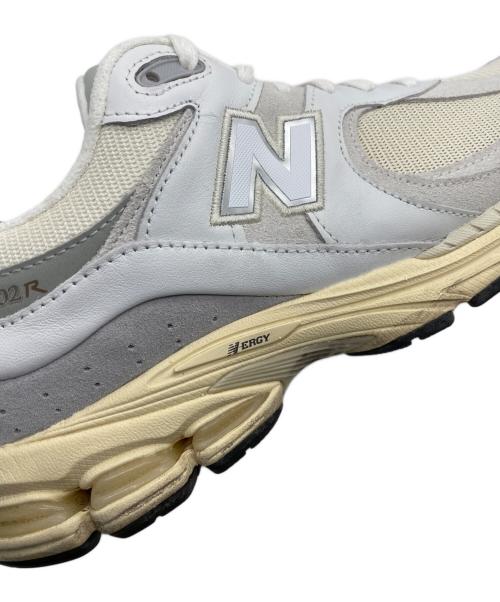 NEW BALANCE（ニューバランス）NEW BALANCE (ニューバランス) ローカットスニーカー ベージュ×ホワイト サイズ:SIZE 28cmの古着・服飾アイテム