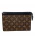 LOUIS VUITTON（ルイ ヴィトン）の古着「ガストン・ウェアラブル ウォレット」｜ブラウン