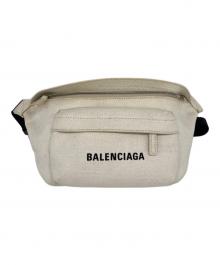 BALENCIAGA（バレンシアガ）の古着「Everyday Canvas Belt Bag」｜ホワイト×ブラック