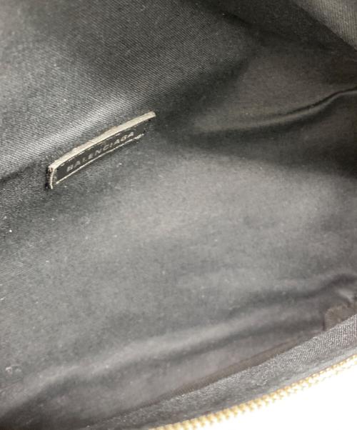BALENCIAGA（バレンシアガ）BALENCIAGA (バレンシアガ) Everyday Canvas Belt Bag ホワイト×ブラックの古着・服飾アイテム