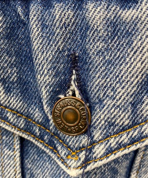 LEVI'S（リーバイス）LEVI'S (リーバイス) デニムジャケット インディゴ サイズ:40の古着・服飾アイテム