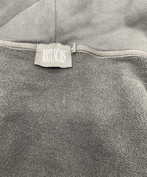 RIOT SCARS（ライオット スカーズ）RIOT SCARS (ライオット・スカーズ) ジップパーカー ブラック サイズ:Lの古着・服飾アイテム