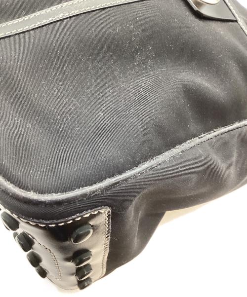 TOD'S（トッズ）TOD'S (トッズ) ハンドバッグ ブラックの古着・服飾アイテム