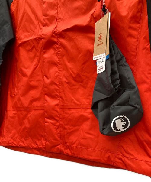 MAMMUT（マムート）MAMMUT (マムート) マイクロレイヤー 2.0 ハードシェル フードジャケット レッド×ブラック サイズ:M 未使用品の古着・服飾アイテム
