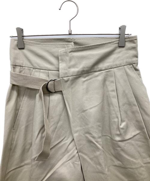 CLANE（クラネ）CLANE (クラネ) アシンメトリーワークパンツ ベージュ サイズ:SIZE　1 未使用品の古着・服飾アイテム