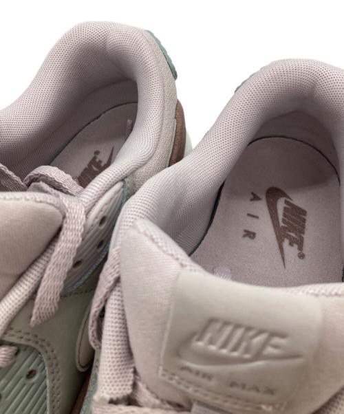 NIKE（ナイキ）NIKE (ナイキ) AIR MAX 90 LV8 ピンク サイズ:28㎝の古着・服飾アイテム