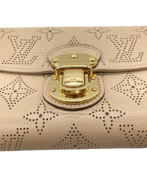 LOUIS VUITTON（ルイ ヴィトン）LOUIS VUITTON (ルイ ヴィトン) マヒナ ポルトフォイユ・イリ ベージュの古着・服飾アイテム