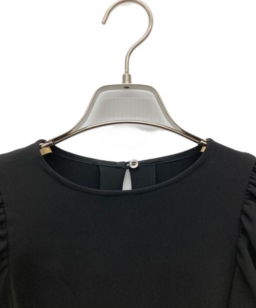 M・Fil（エムフィル）M・Fil (エムフィル) ギャザーショルダーケープブラウス ブラック サイズ:SIZE 38の古着・服飾アイテム