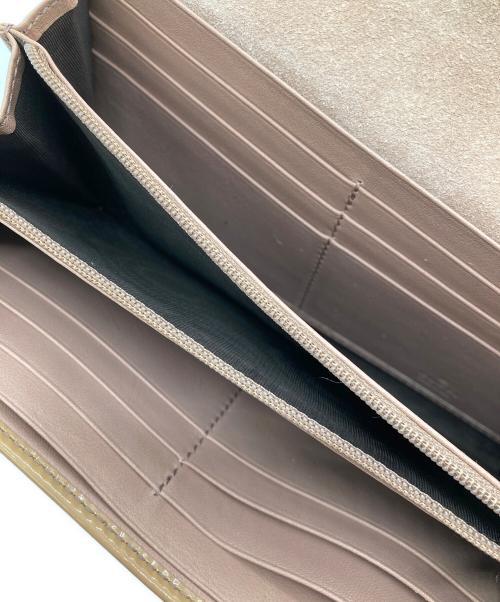 GUCCI（グッチ）GUCCI (グッチ) エナメルロングウォレット ベージュの古着・服飾アイテム