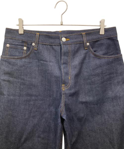 COS（コス）COS (コス) SIGNATURE RAW SELVEDGE JEANS インディゴ サイズ:SIZE W32の古着・服飾アイテム