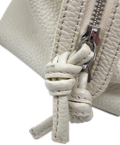 VASIC（ヴァジック）VASIC (ヴァジック) GRAF MINI MINI アイボリーの古着・服飾アイテム