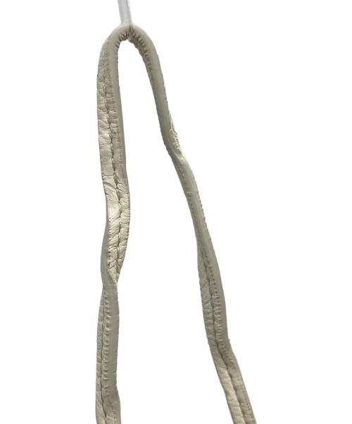 THE ROW（ザ ロウ）THE ROW (ザ ロウ) ショルダーバッグ ホワイトの古着・服飾アイテム