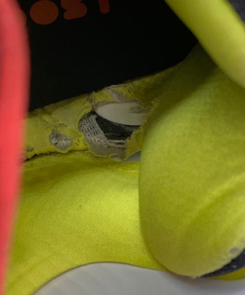 REEBOK（リーボック）REEBOK (リーボック) adidas (アディダス) クラシック インスタ ポンプ フューリー ブースト  イエロー×ブラック サイズ:27.5㎝の古着・服飾アイテム