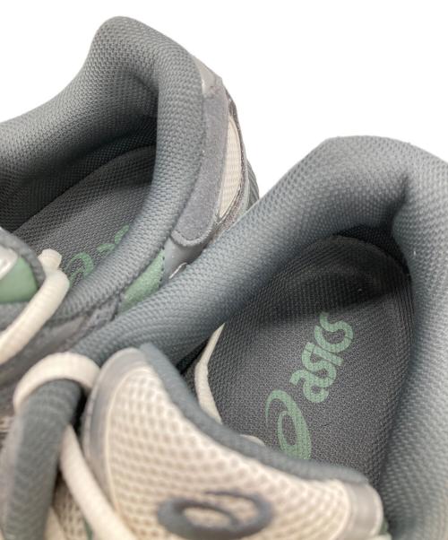 asics（アシックス）asics (アシックス) GEL-NYCローカットスニーカー シルバー×グリーン サイズ:27㎝の古着・服飾アイテム