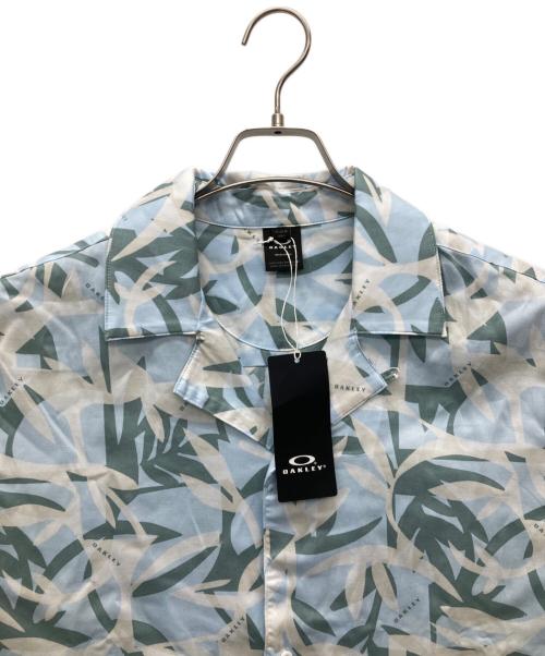 OAKLEY（オークリー）OAKLEY (オークリー) Printed SS Shirt ブルー サイズ:SIZE L 未使用品の古着・服飾アイテム
