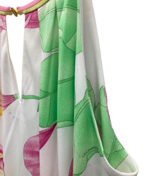 LEONARD（レオナール）LEONARD (レオナール) ノースリーブワンピース ホワイト サイズ:SIZE 38の古着・服飾アイテム