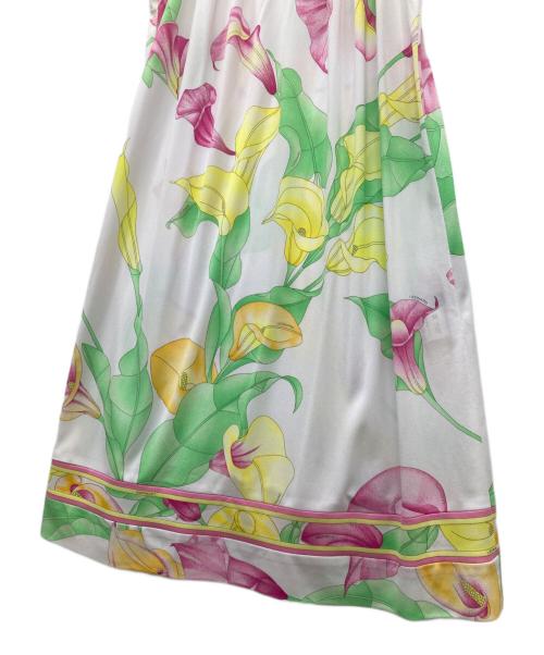 LEONARD（レオナール）LEONARD (レオナール) ノースリーブワンピース ホワイト サイズ:SIZE 38の古着・服飾アイテム