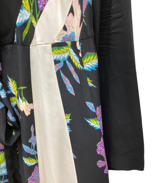 DIANE VON FURSTENBERG（ダイアンフォンファステンバーグ）DIANE VON FURSTENBERG (ダイアンフォンファステンバーグ) シルク100％ワンピース ブラック サイズ:SIZE 4の古着・服飾アイテム