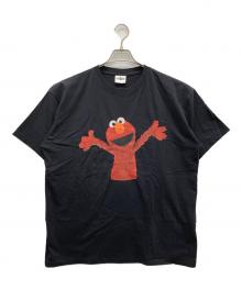 セサミストリート（セサミストリート）の古着「ダークエルモTシャツ」｜ブラック