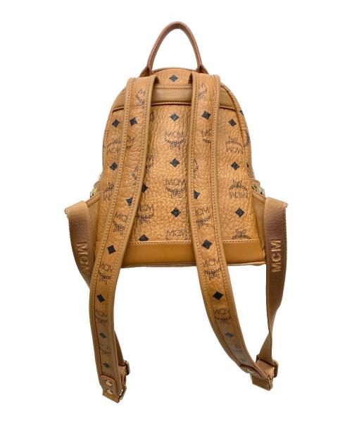 MCM（エムシーエム）MCM (エムシーエム) ヴィセトス　スタッズ　バックパックミニ ブラウンの古着・服飾アイテム