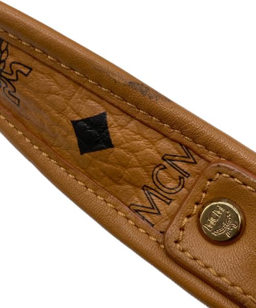 MCM（エムシーエム）MCM (エムシーエム) ヴィセトス　スタッズ　バックパックミニ ブラウンの古着・服飾アイテム