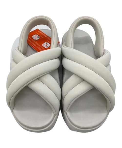 NIKE（ナイキ）NIKE (ナイキ) NIKE AIR MAX ISLA ホワイト サイズ:24 未使用品の古着・服飾アイテム