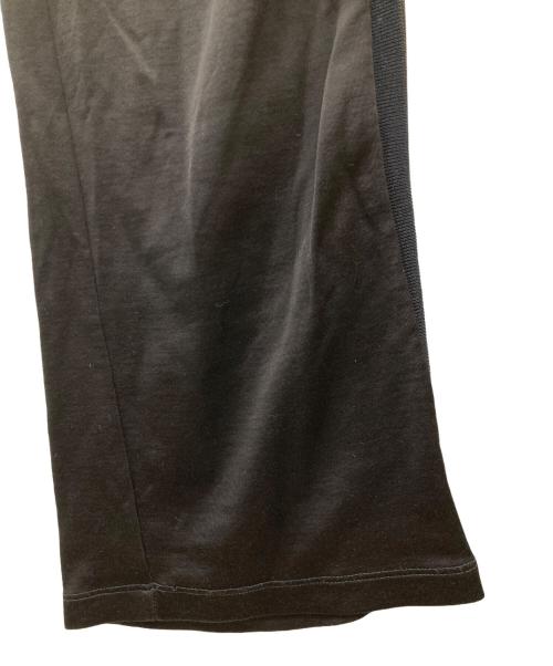 MM6 Maison Margiela（エムエムシックスメゾンマルジェラ）MM6 Maison Margiela (エムエムシックスメゾンマルジェラ) サイドライントラックパンツ ブラック サイズ:Mの古着・服飾アイテム