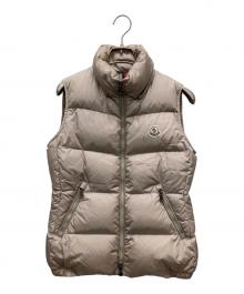 MONCLER（モンクレール）の古着「ダウンベスト」｜ベージュ