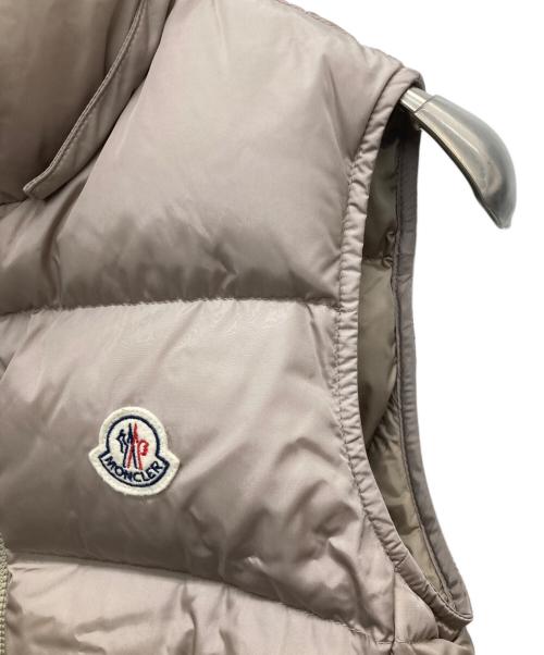MONCLER（モンクレール）MONCLER (モンクレール) ダウンベスト ベージュ サイズ:Sの古着・服飾アイテム