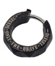 DIESEL（ディーゼル）の古着「ピアス　ONLY THE BRAVE」｜ブラック