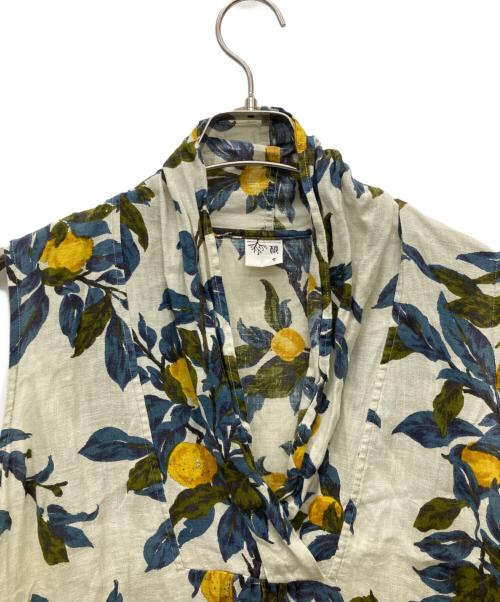 根々（ネネ）根々 (ネネ) ノースリーブワンピース ホワイト×ブルー サイズ:Mの古着・服飾アイテム