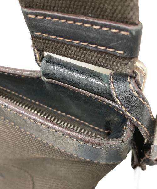 PRADA（プラダ）PRADA (プラダ) ショルダーバッグの古着・服飾アイテム