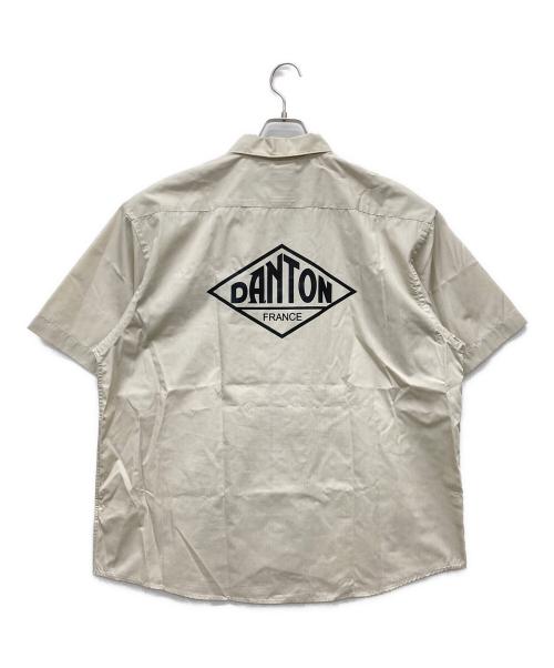 DANTON（ダントン）DANTON (ダントン) バックプリントワークシャツ ベージュ サイズ:42の古着・服飾アイテム