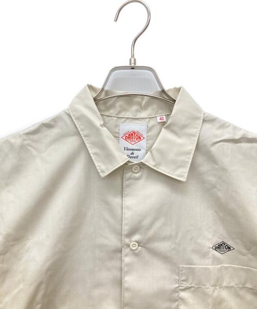 DANTON（ダントン）DANTON (ダントン) バックプリントワークシャツ ベージュ サイズ:42の古着・服飾アイテム