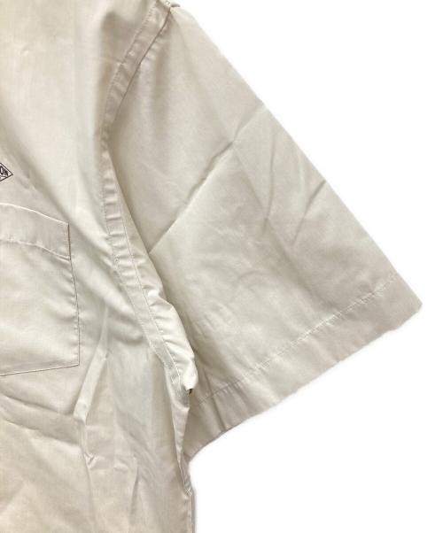 DANTON（ダントン）DANTON (ダントン) バックプリントワークシャツ ベージュ サイズ:42の古着・服飾アイテム