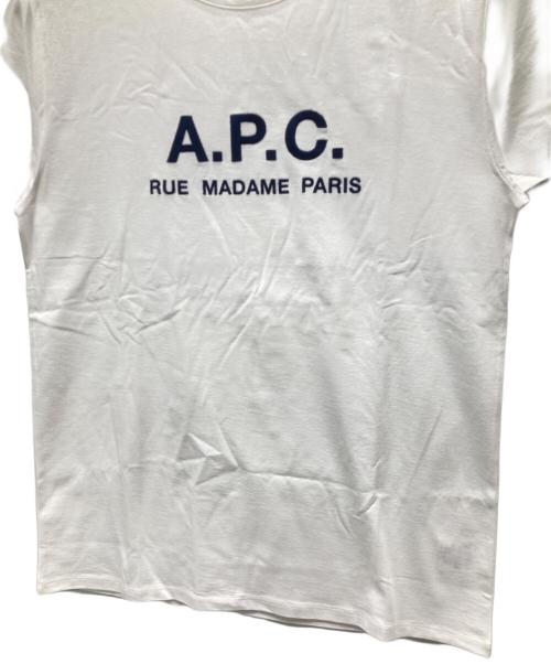 A.P.C.（アーペーセー）A.P.C. (アーペーセー) ロゴクルーネックTシャツ ホワイト サイズ:Sの古着・服飾アイテム