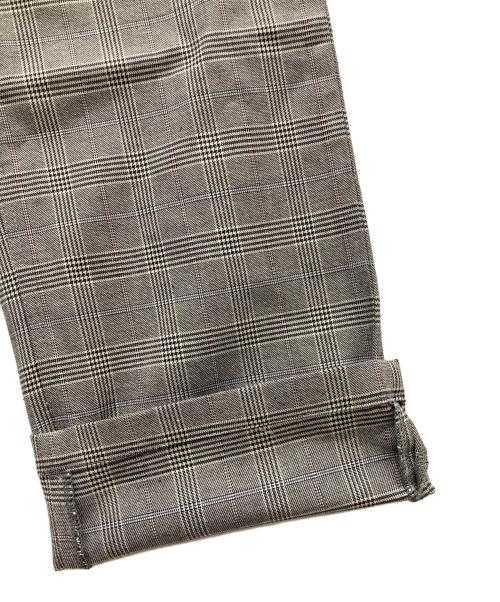 BURBERRY BLACK LABEL（バーバリーブラックレーベル）BURBERRY BLACK LABEL (バーバリーブラックレーベル) パンツ グレー サイズ:79 未使用品の古着・服飾アイテム
