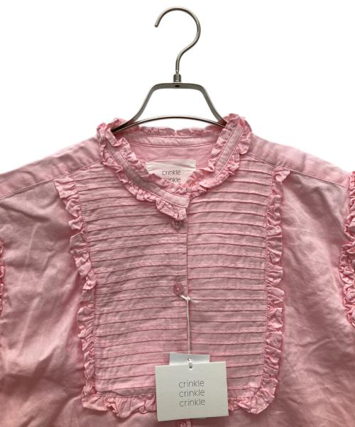 crinkle crinkle crinkle（クリンクル クリンクル クリンクル）crinkle crinkle crinkle (クリンクル クリンクル クリンクル) フリルシャツ ショッキングピンク サイズ:FREE 未使用品の古着・服飾アイテム