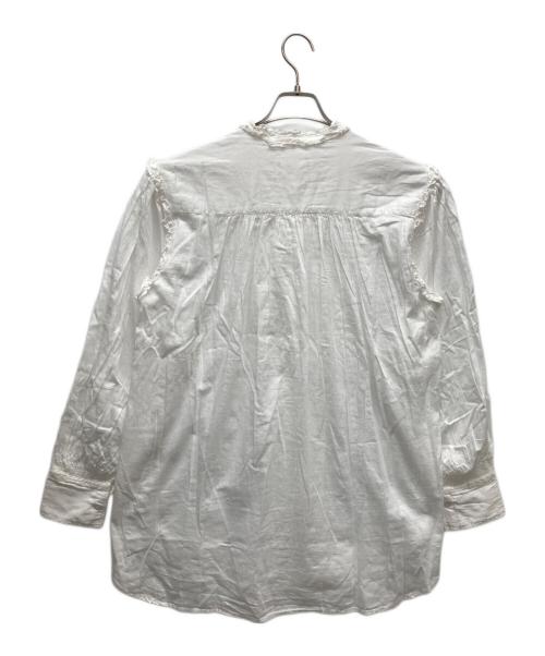 crinkle crinkle crinkle（クリンクル クリンクル クリンクル）crinkle crinkle crinkle (クリンクル クリンクル クリンクル) フリルシャツ ホワイト サイズ:FREE 未使用品の古着・服飾アイテム