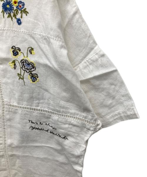 JOURNAL STANDARD（ジャーナルスタンダード）JOURNAL STANDARD (ジャーナルスタンダード) フラワーエンブロイダリー開襟シャツ ホワイト サイズ:FREE 未使用品の古着・服飾アイテム